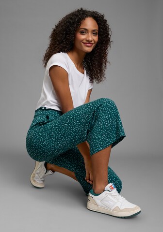 KangaROOS Regular Pants in Green