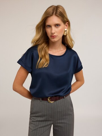 MOTIVI Top in Blue: front