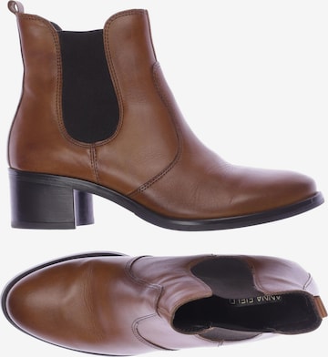 Anna Field Dress Boots in 39 in Brown: front