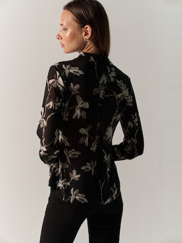 Camicia da donna di KOROSHI in nero