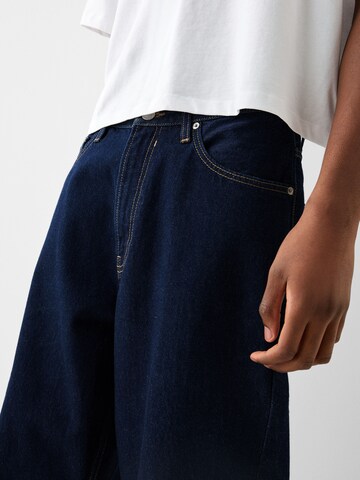 Bershka Loose fit Jeans in Blue