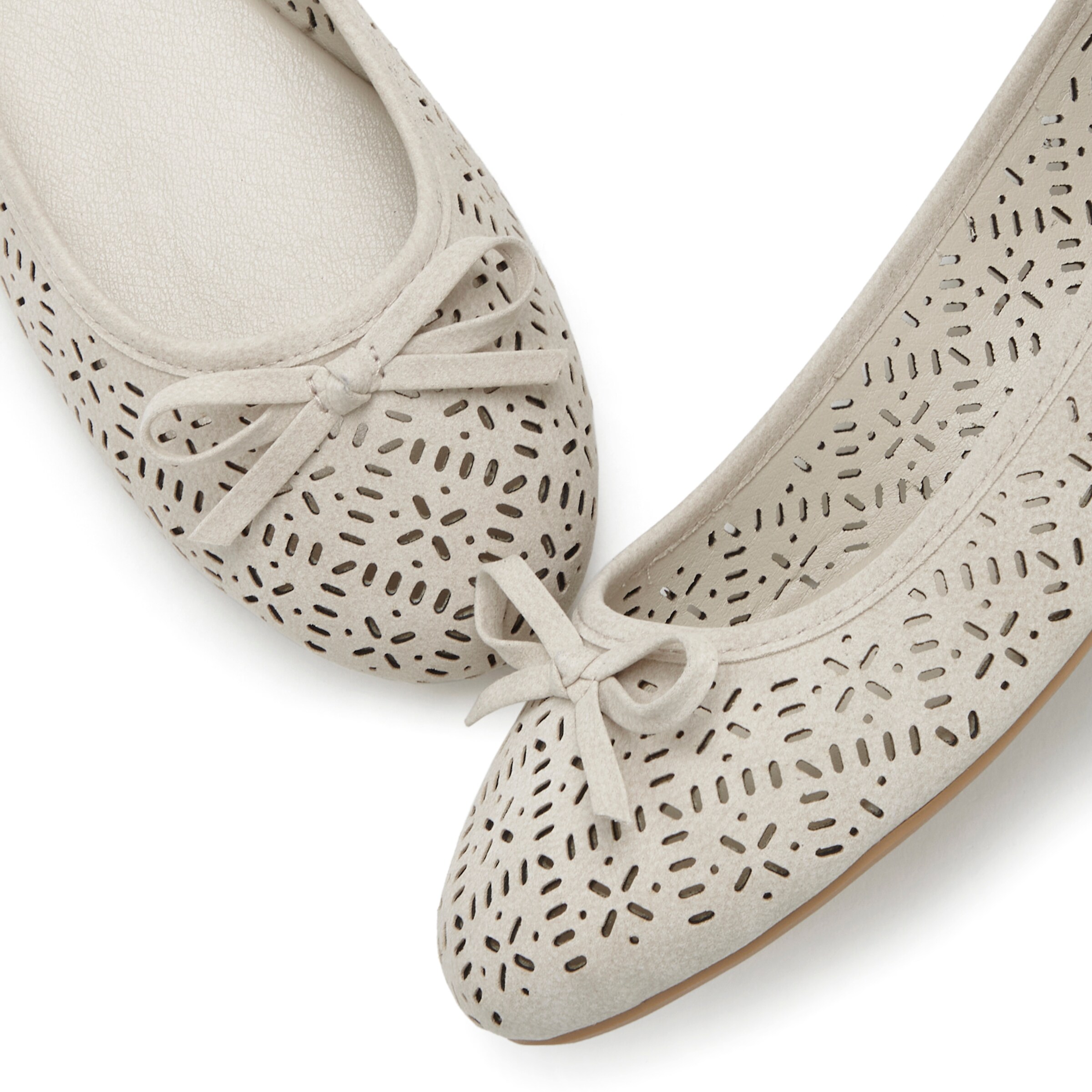 LASCANA Ballerina in Beige