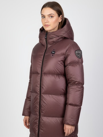 Blauer Mantel 'Celia' in Rot