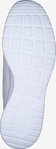 Baskets basses 'Tanjun DJ6257' Nike Sportswear en blanc