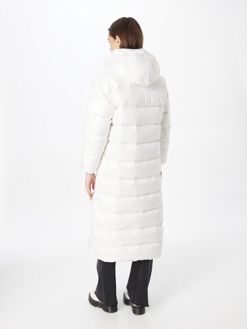 Manteau d’hiver Nike Sportswear en blanc