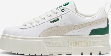 PUMA Σνίκερ χαμηλό 'Mayze' σε λευκό: μπροστά