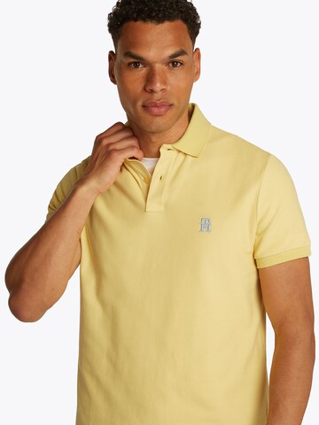 Maglietta di TOMMY HILFIGER in giallo
