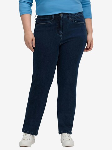 SHEEGO Slimfit Jeans in Blauw: voorkant