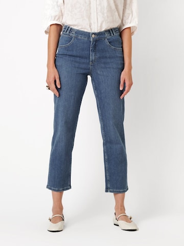 TONI Boot cut Jeans 'Liv' in Blue: front