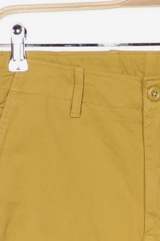 UNIQLO Shorts in 27 in Yellow