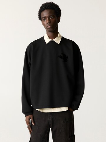Sweat-shirt Pull&Bear en noir : devant