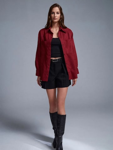 Dilvin Shirt in Red