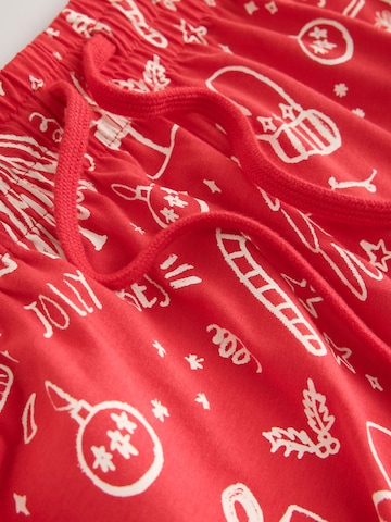 Next Pyjamas lang 'Christmas' i rød