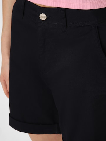 Marie Lund Regular Pants in Black