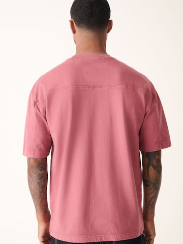 Next Shirt in Pink