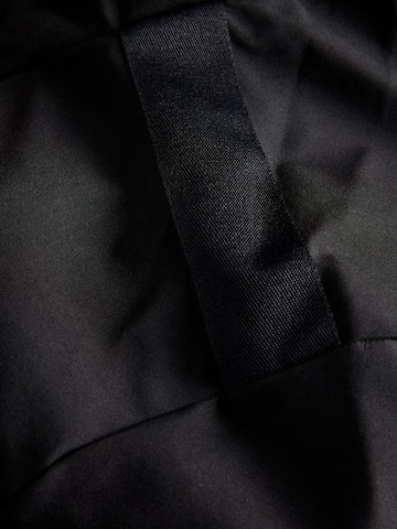 Veste fonctionnelle JACK & JONES en noir