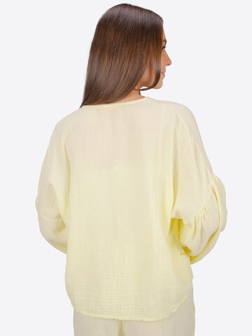 Seasons of April Blouse 'Laura' in Geel