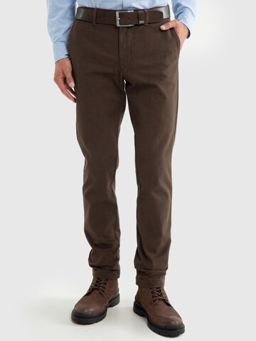 BIG STAR Regular Chino ' ERHATIN ' in Bruin: voorkant