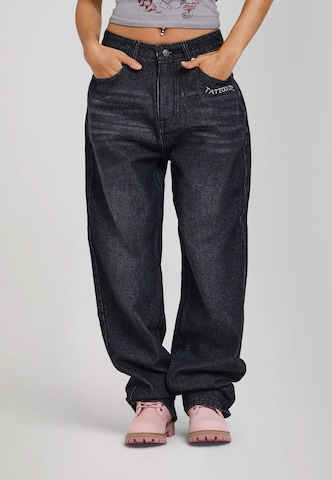 Ed Hardy - Loosefit Vaquero en negro: frente