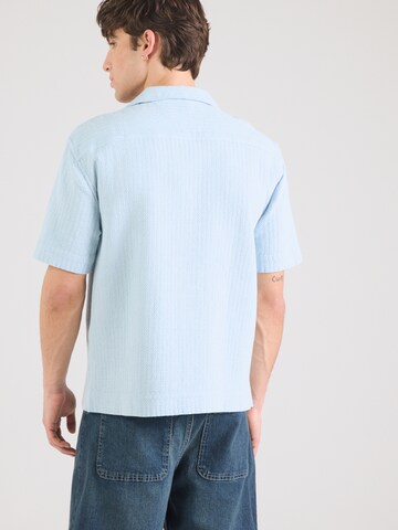 Abercrombie & Fitch Comfort fit Srajca 'RESORT' | modra barva