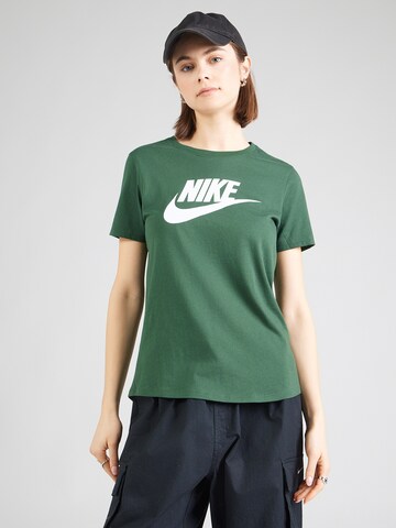 Nike SportswearSkinny Majica 'ESSNTL' - zelena boja: prednji dio