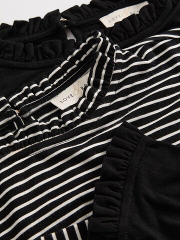 love & roses Футболка в Черный