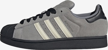 ADIDAS ORIGINALS - Zapatillas deportivas bajas 'Superstar II' en gris: frente