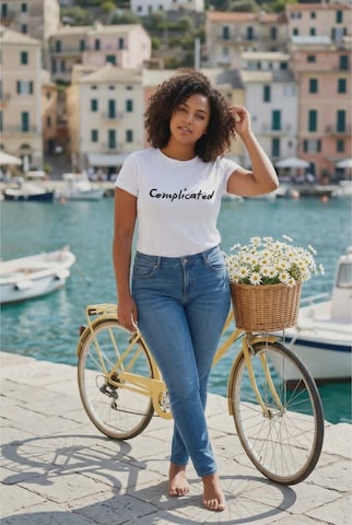 Printdistrict.dk T-shirt 'Complicated' i vit: framsida