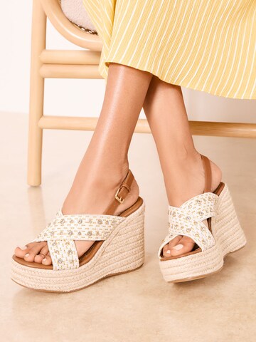 Lipsy Sandal in Beige: front