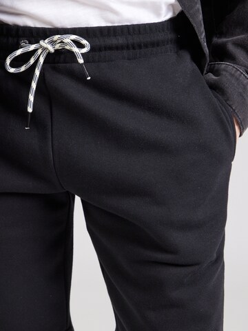 Regular Pantalon 'Brennan' INDICODE JEANS en noir