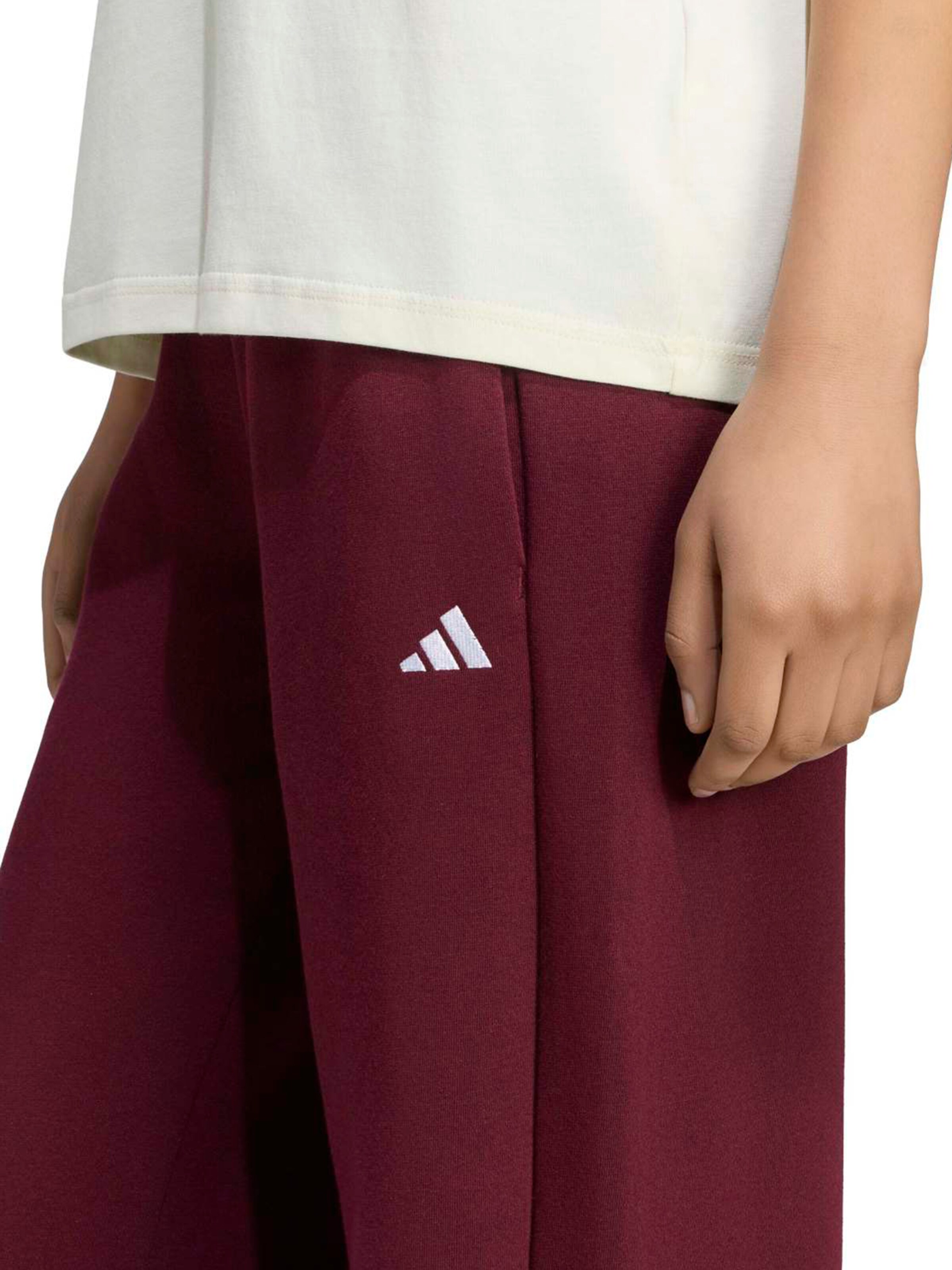 ADIDAS SPORTSWEAR Loosefit Παντελόνι φόρμας 'Essentials' σε κόκκινο