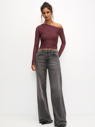 Pull&Bear Shirt in Red