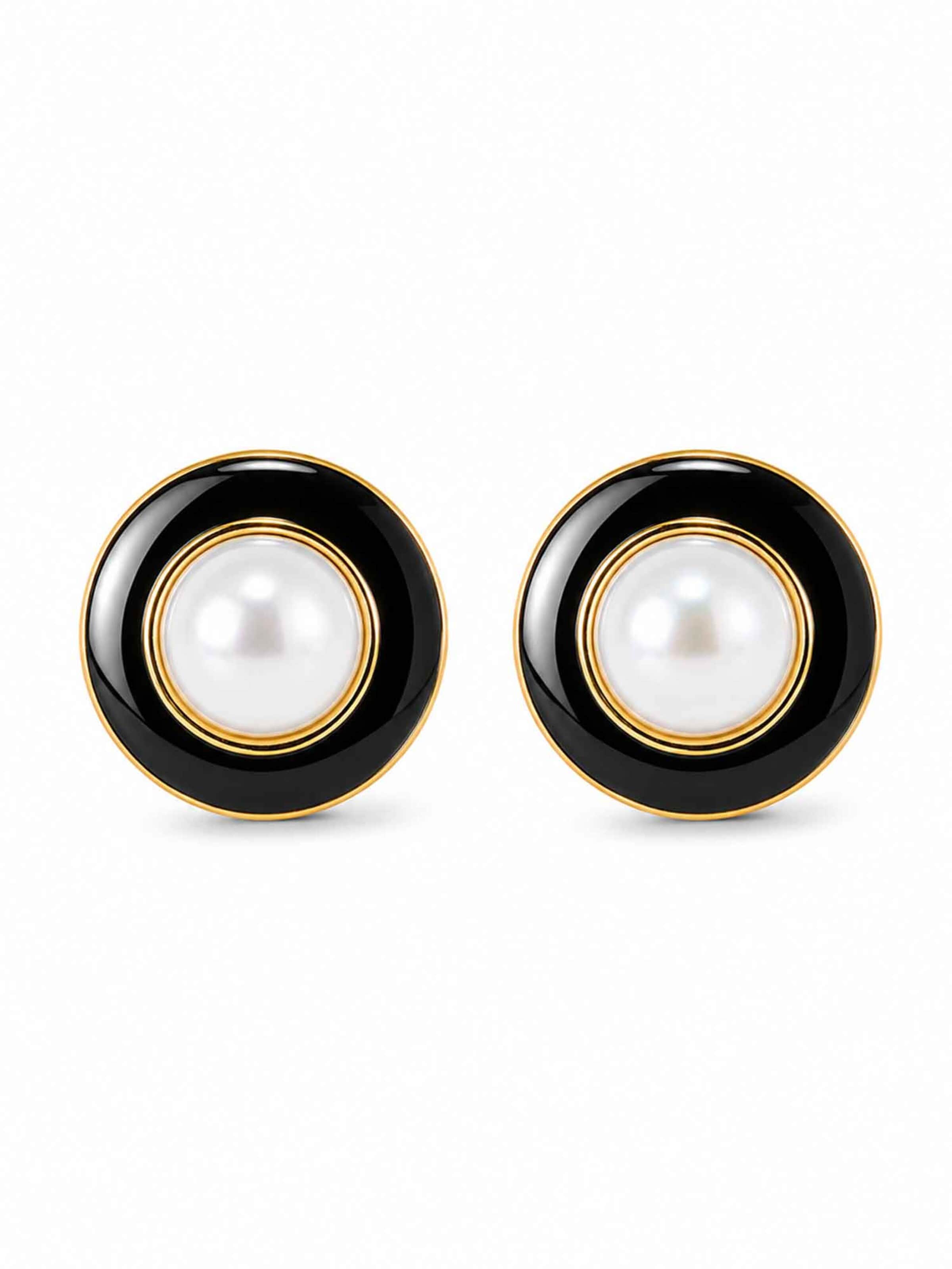 RteRme Náušnice 'Kason Black Enamel Earrings' – černá: přední strana