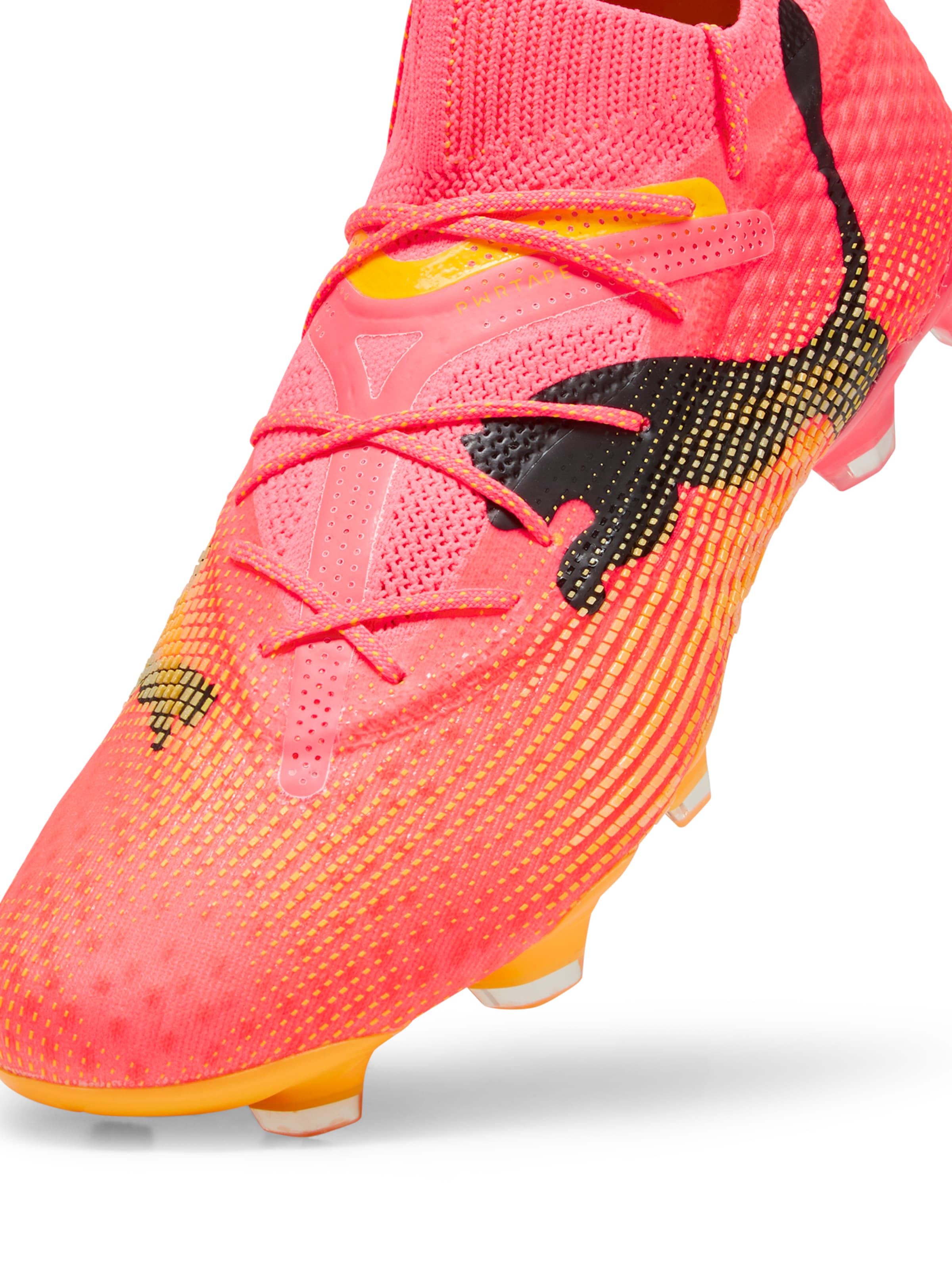 rozā PUMA Futbola apavi 'Future 7 Ultimate'