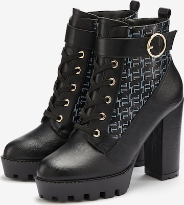 LASCANA Ankle Boots in Black