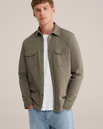 Regular fit Cămașă de la WE Fashion pe verde: față
