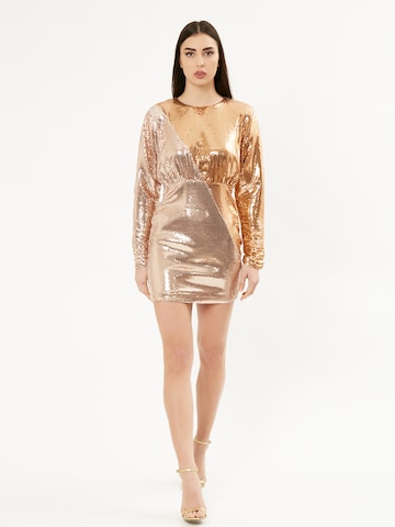 Influencer Kleid in Gold