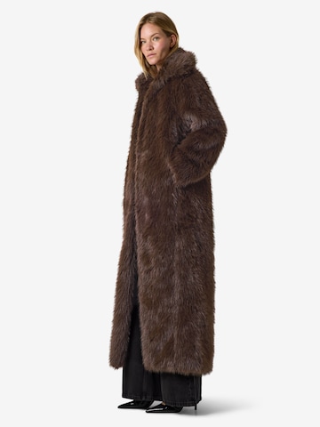 Noisy may Winter coat in Brown