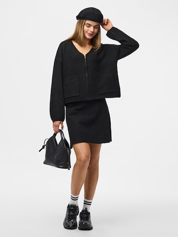 PIECES Skirt 'PCJunna' in Black