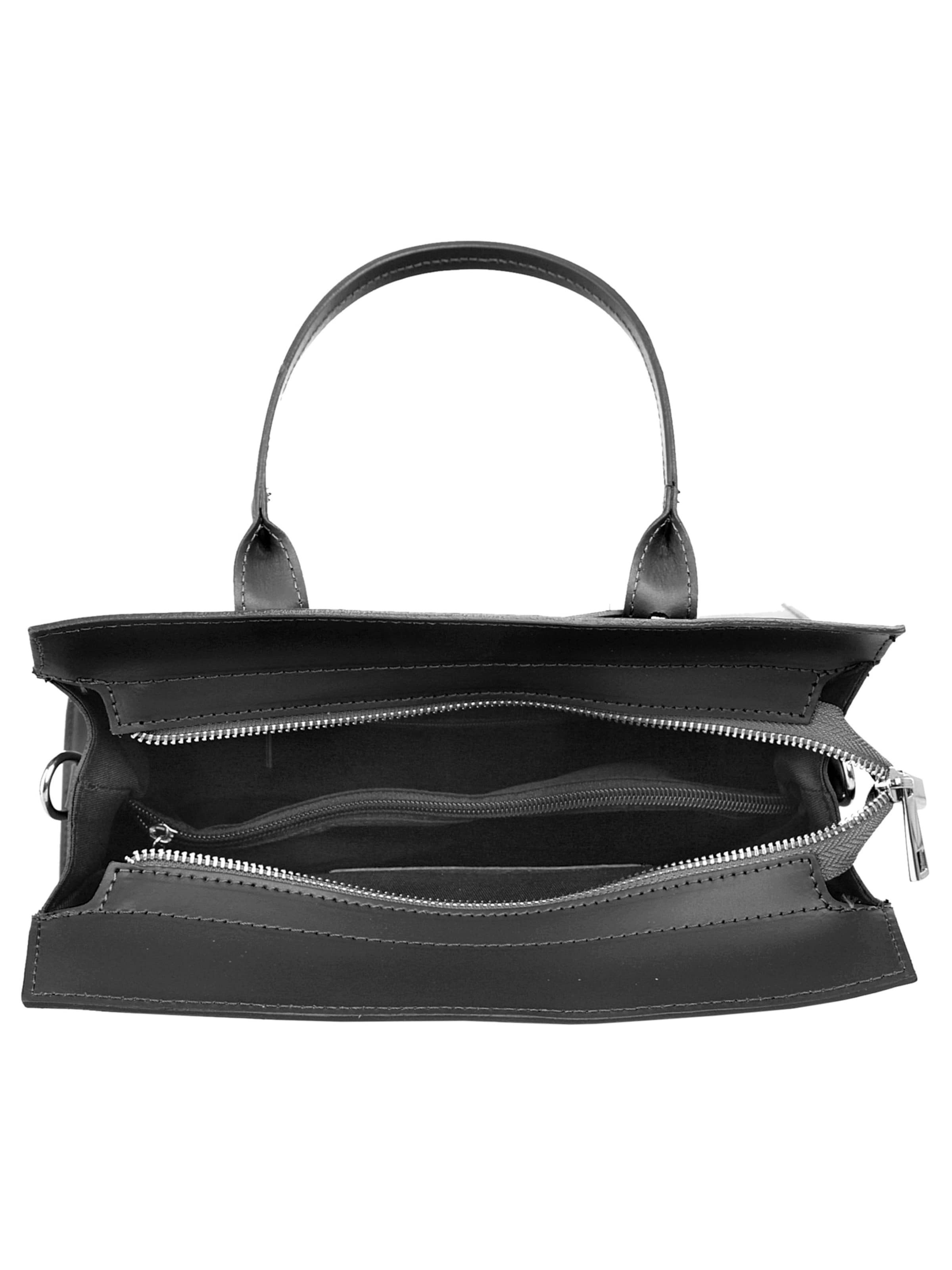 Cluty Handbag in Black