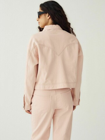 Noella Välikausitakki ' Kelli ' värissä vaaleanpunainen