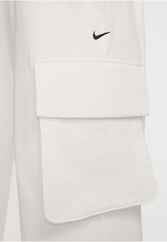 regular Pantaloni cargo di NIKE in bianco