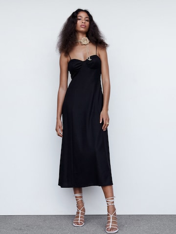 Robe de cocktail 'Valentin' MANGO en noir