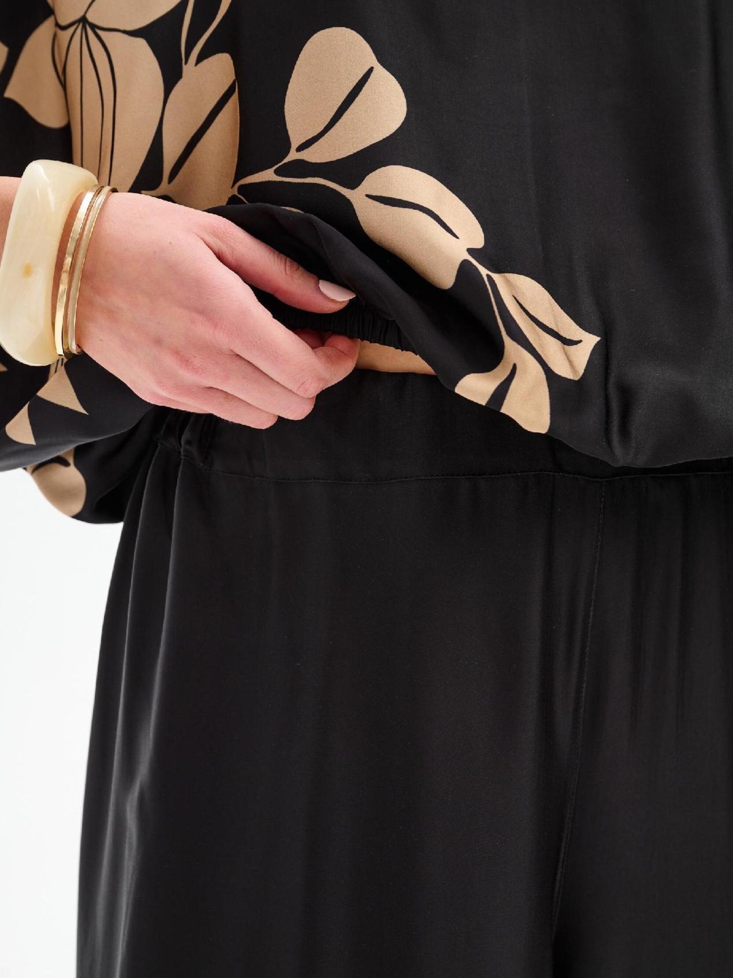 Blue Shadow Wide Leg Hose 'Bardo'‌‌ in Schwarz