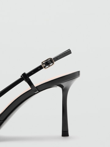 MANGO Čevlji s peto in s paščki 'Giro' | črna barva