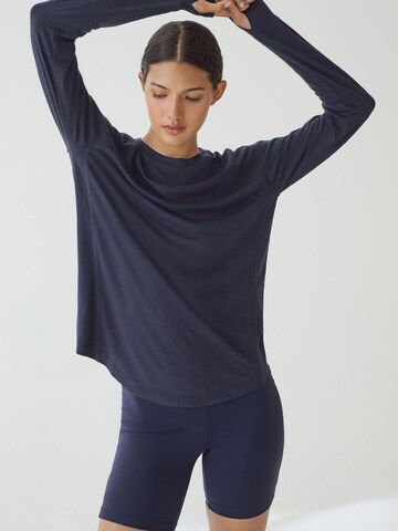 T-shirt Next en bleu : devant