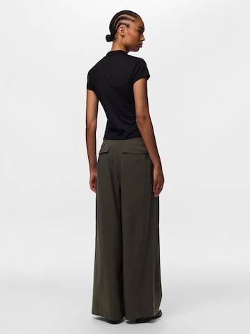 PIECES Wide leg Pleat-front trousers 'PCCarla' in Green