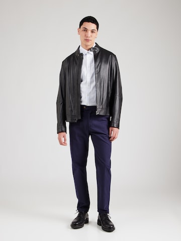 Effilé Pantalon chino GANT en bleu