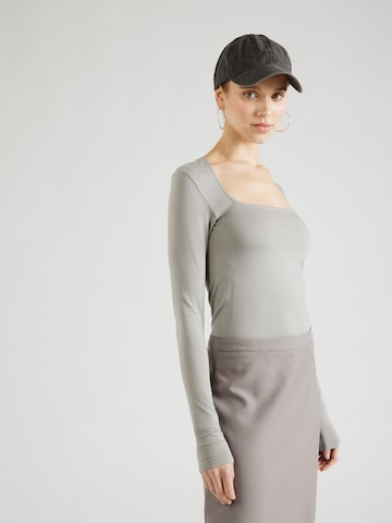 WEEKDAY Shirt in Grey: front