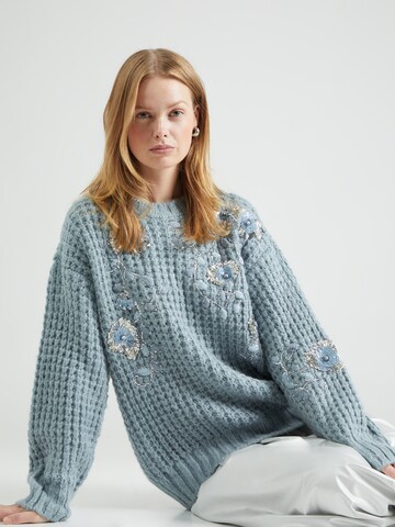 Pull-over 'YASFinda' YAS en bleu : devant